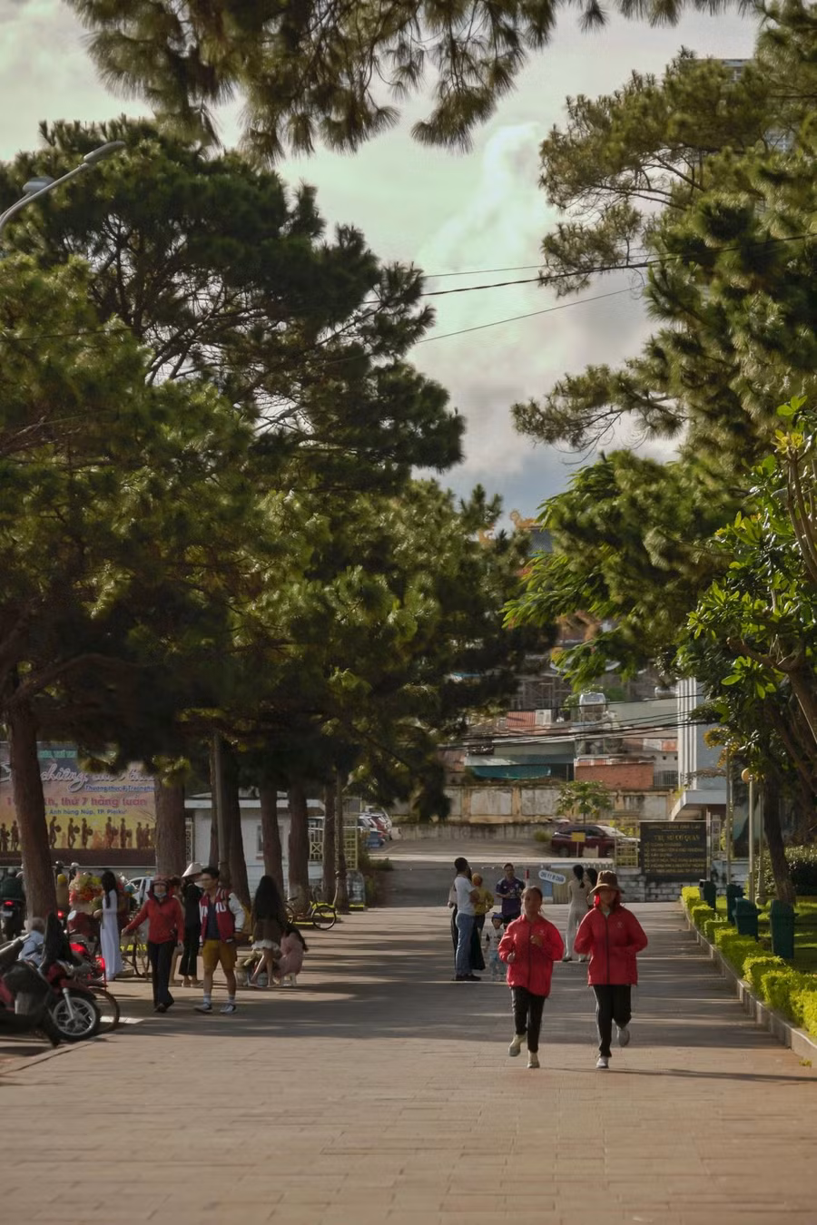 Quảng Trường là nơi lý tưởng tập luyện thể dục thể thao