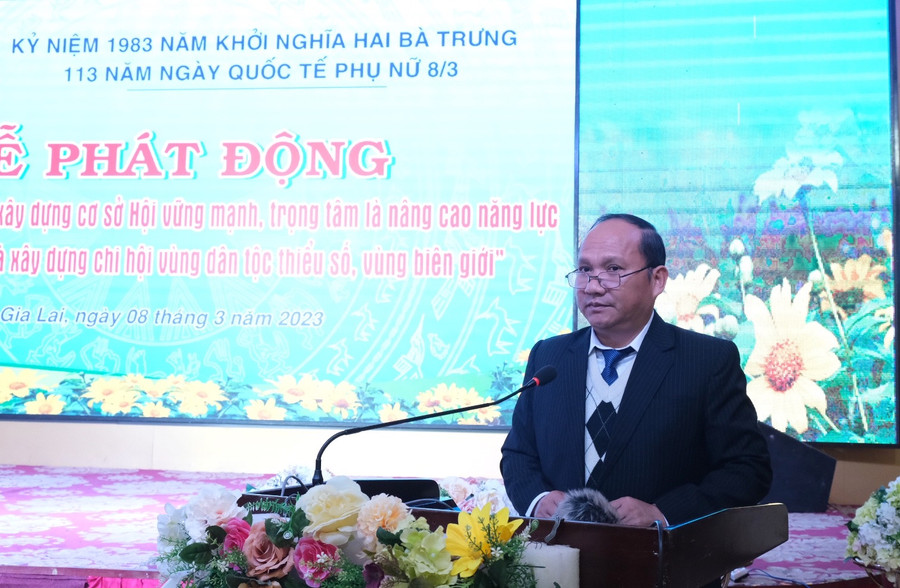 Đồng chí Rah Lan Chung-Phó Bí thư Tỉnh ủy, Trưởng ban Nội chính Tỉnh ủy Gia Lai dự lễ phát động chủ đề năm 2023 của phụ nữ Gia Lai. Ảnh: Minh Châu