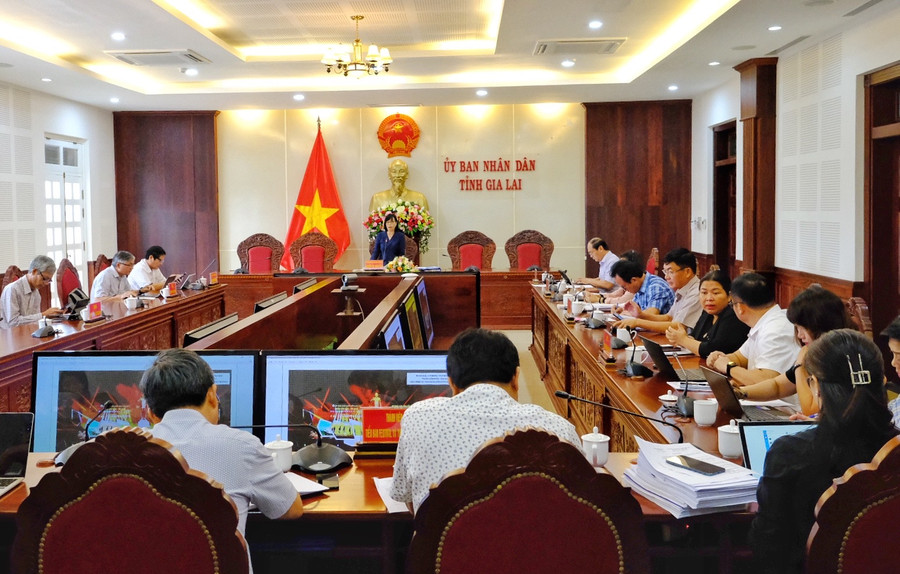 Quang cảnh cuộc họp. Ảnh: Hoàng Ngọc