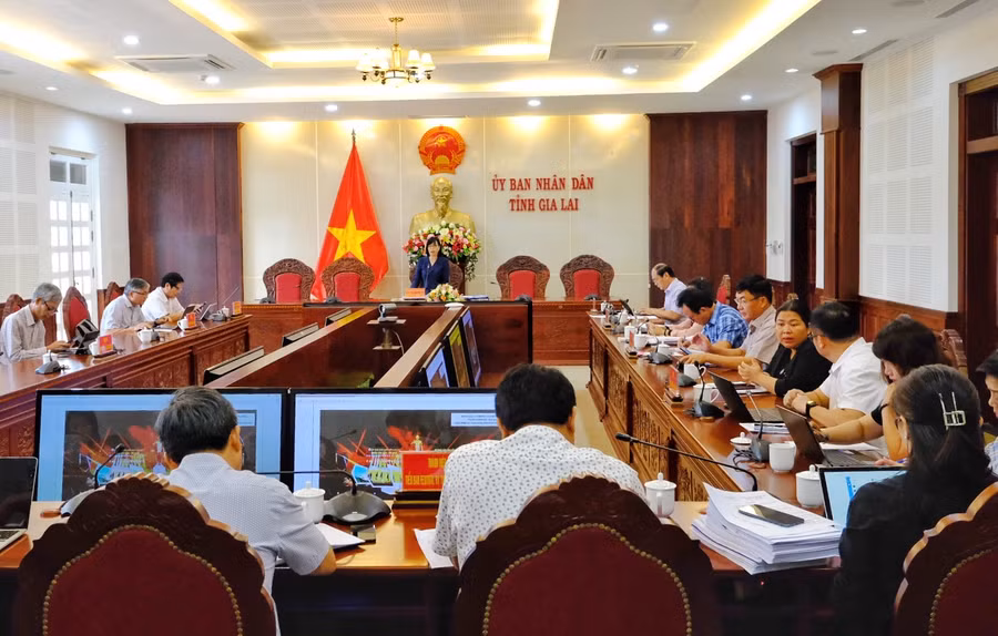 Quang cảnh cuộc họp. Ảnh: Hoàng Ngọc