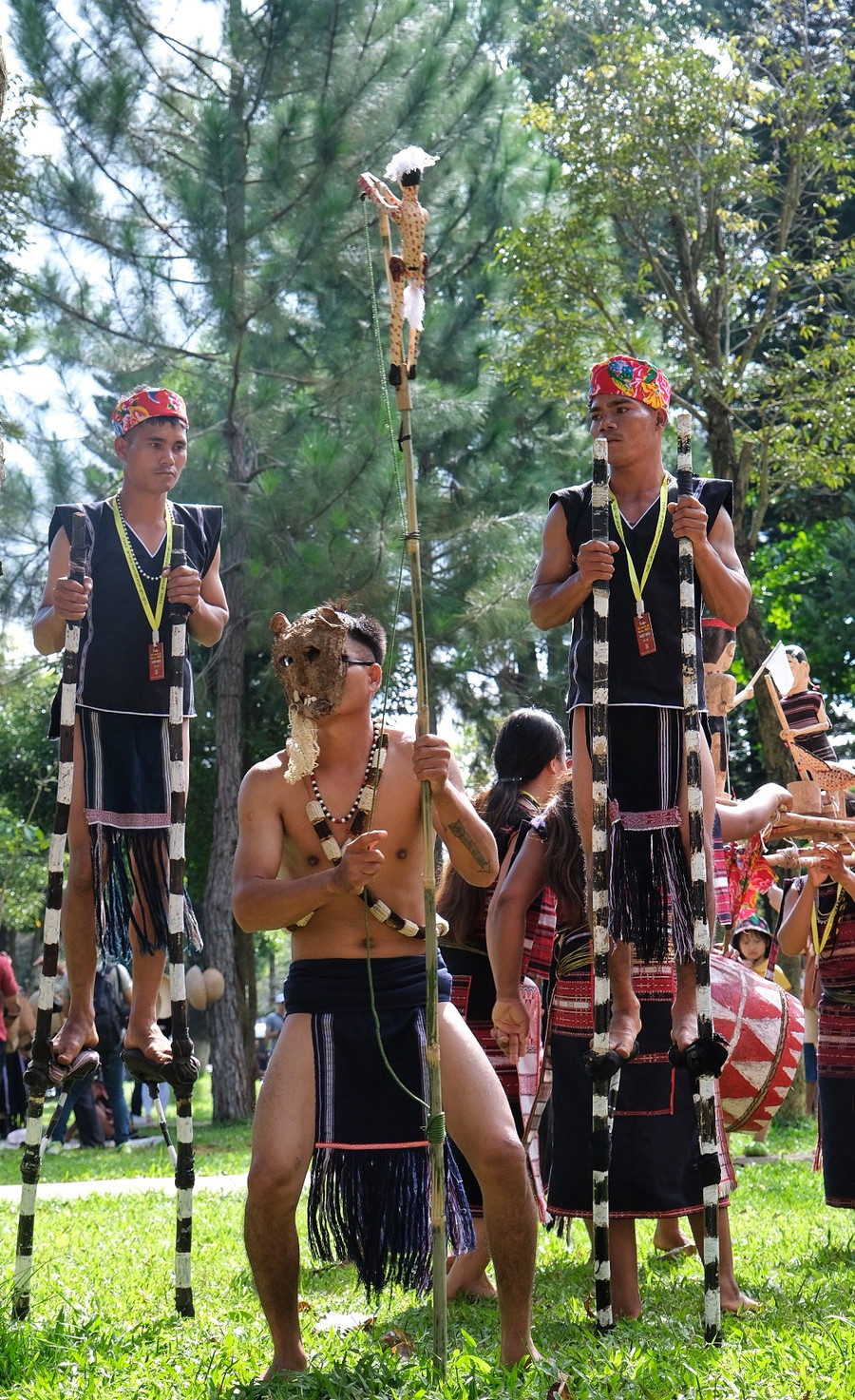 Sắc màu di sản. Ảnh: Hoàng Ngọc Sắc màu di sản. Ảnh: Hoàng Ngọc