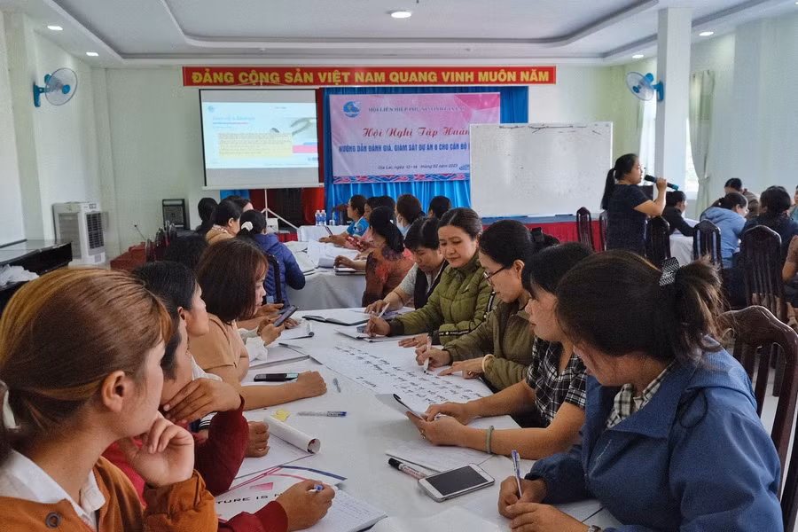 Học viên tham gia lớp tập huấn. Ảnh: Minh Châu