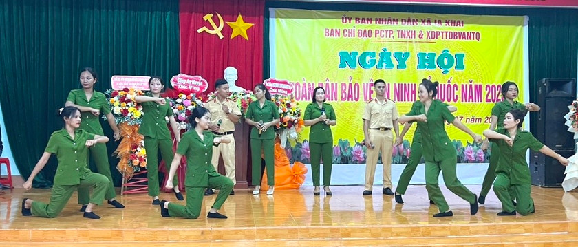 Nhiều hoạt động văn hóa, thể dục thể thao chào mừng Ngày hội. Ảnh: Mai Lương