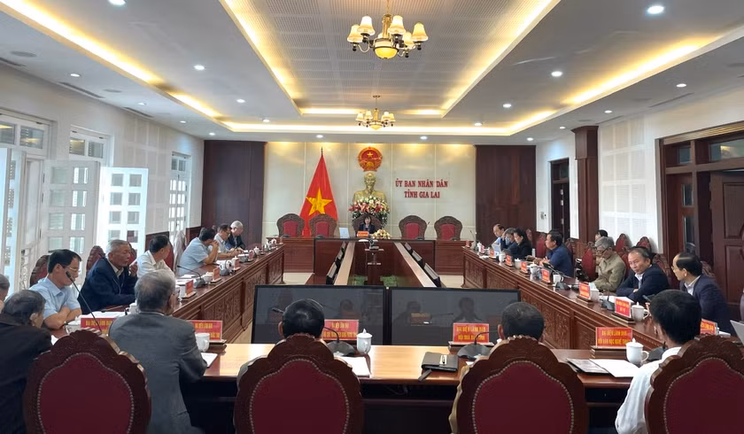 Giao ban các hội đặc thù thuộc lĩnh vực khoa giáo-văn xã năm 2022. Ảnh: Lam Nguyên