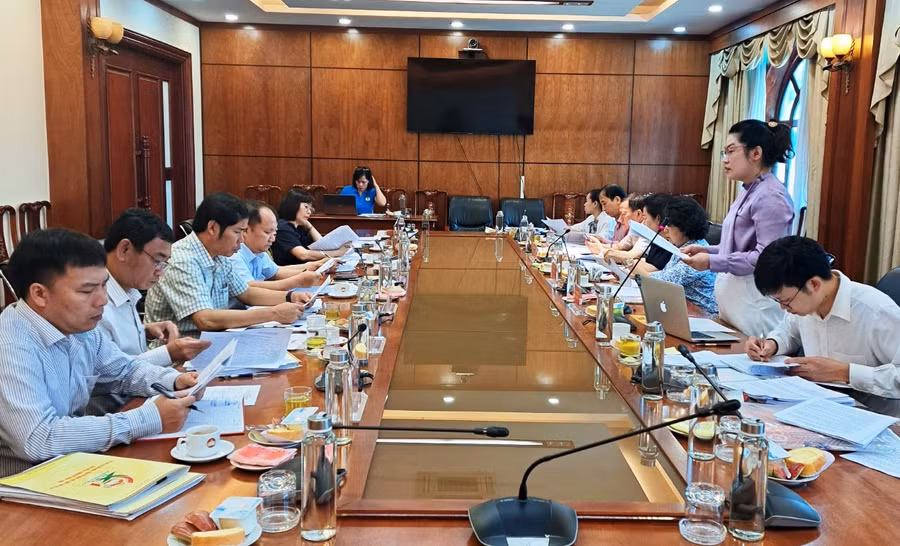 Quang cảnh duyệt nội dung, nhân sự Đại hội MTTQ Việt Nam tỉnh Gia Lai lần thứ XI, nhiệm kỳ 2024-2029. Ảnh: N.A