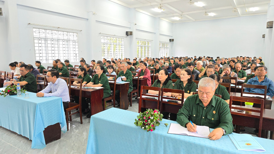 Các cán bộ Hội CCB cơ sở tại TP. Pleiku dự tập huấn nghiệp vụ công tác Hội. Ảnh: Bá Bính