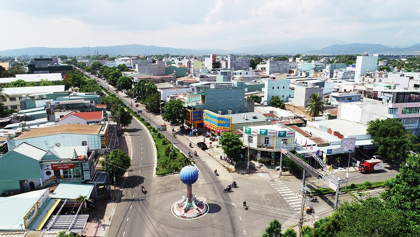 Thị xã Ayun Pa ngày càng văn minh, hiện đại. Ảnh: T.L
