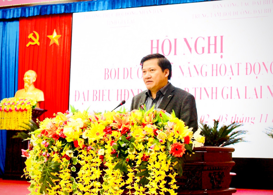 Ông Trương Văn Đạt-Ủy viên Ban Thường vụ Tỉnh ủy, Phó Chủ tịch Thường trực HĐND tỉnh phát biểu bế mạc hội nghị. Ảnh: Trần Dung Ông Trương Văn Đạt-Ủy viên Ban Thường vụ Tỉnh ủy, Phó Chủ tịch Thường trực HĐND tỉnh phát biểu bế mạc hội nghị. Ảnh: Trần Dung