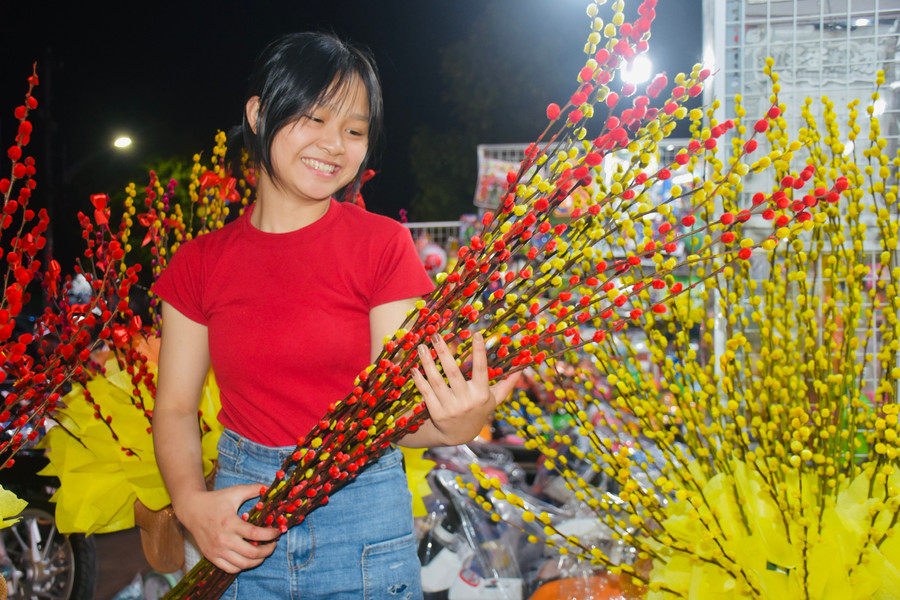 Với ý nghĩa sinh sôi, nảy lộc, hoa tầm xuân đã khiến nhiều người “phải lòng” trong mỗi dịp Tết. Ảnh: Mai Ka Với ý nghĩa sinh sôi, nảy lộc, hoa tầm xuân đã khiến nhiều người “phải lòng” trong mỗi dịp Tết. Ảnh: Mai Ka