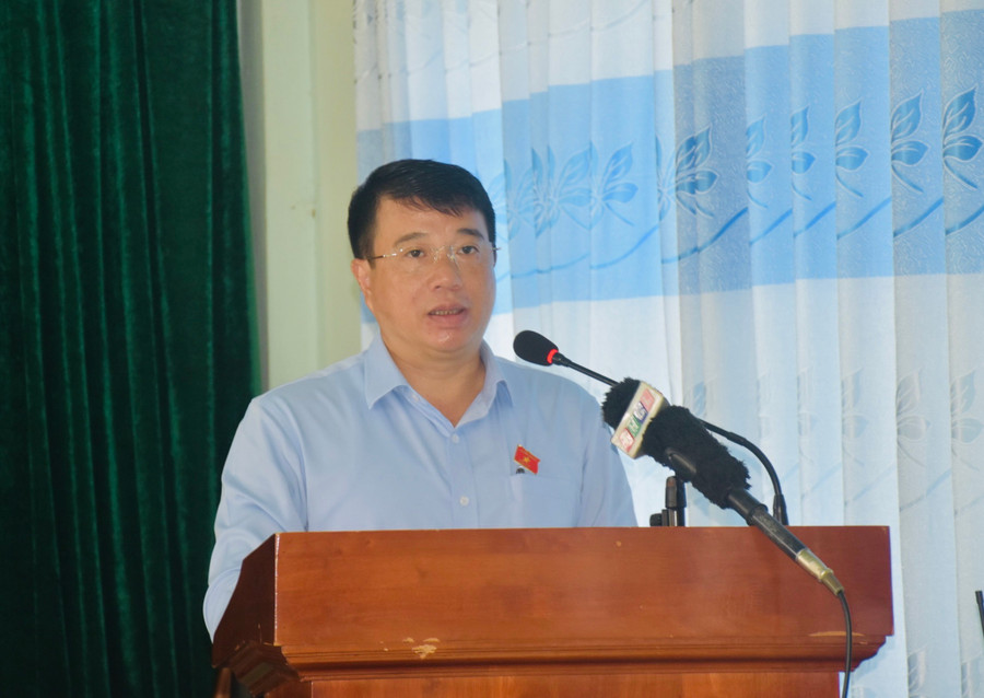 Ông Y Thanh Hà Niê Kđăm-Ủy viên Ban Chấp hành Trung ương Đảng, Ủy viên Ủy ban Thường vụ Quốc hội, Chủ tịch Hội đồng Dân tộc của Quốc hội trả lời những kiến nghị của cử tri. Ảnh: Trần Dung Ông Y Thanh Hà Niê Kđăm-Ủy viên Ban Chấp hành Trung ương Đảng, Ủy viên Ủy ban Thường vụ Quốc hội, Chủ tịch Hội đồng Dân tộc của Quốc hội trả lời những kiến nghị của cử tri. Ảnh: Trần Dung