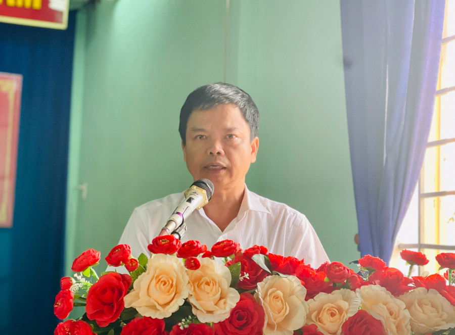 Phó Chủ tịch UBND tỉnh Nguyễn Hữu Quế đề nghị các địa phương cần linh hoạt quan tâm giải quyết những kiến nghị của người dân thuộc thẩm quyền. Ảnh: Trần Dung Phó Chủ tịch UBND tỉnh Nguyễn Hữu Quế đề nghị các địa phương cần linh hoạt quan tâm giải quyết những kiến nghị của người dân thuộc thẩm quyền. Ảnh: Trần Dung