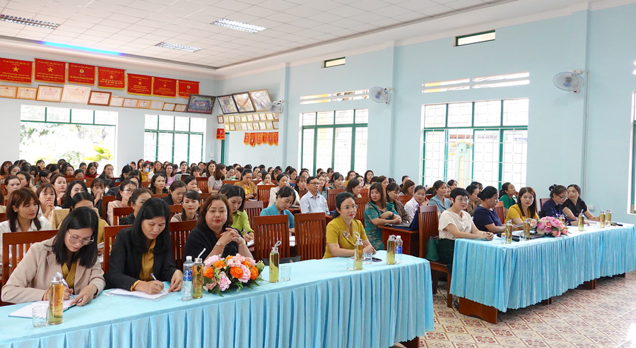 Quang cảnh khai mạc lớp tập huấn. Ảnh: Mộc Trà Quang cảnh khai mạc lớp tập huấn. Ảnh: Mộc Trà