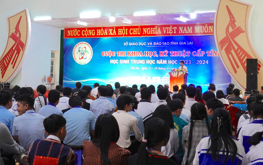 Quang cảnh lễ bế mạc cuộc thi. Ảnh: Mộc Trà