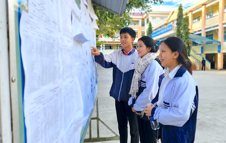 Kỳ thi chọn học sinh giỏi THPT cấp tỉnh bảng B năm học 2023-2024 có 416 thí sinh đạt giải. Ảnh: Mộc Trà