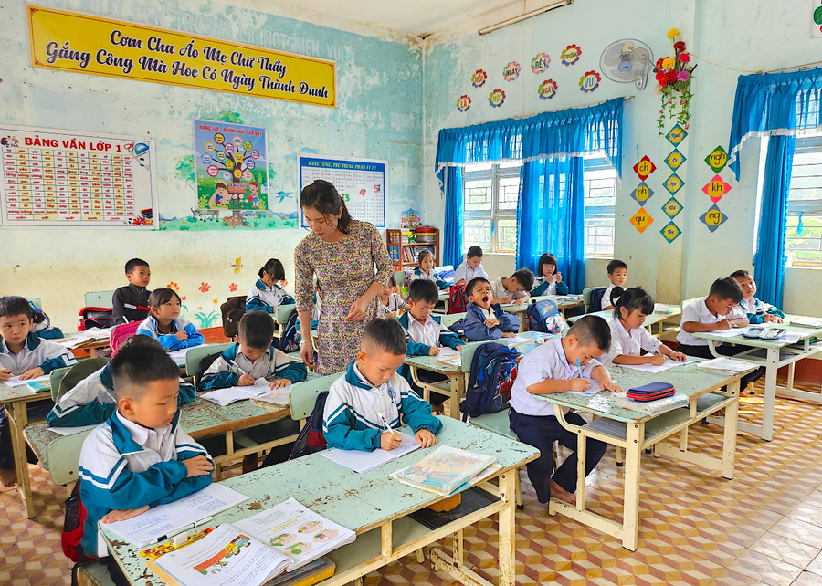 Dự thảo Thông tư mới quy định không khiển trách, không cảnh cáo, không tạm dừng học tập trên lớp, không đình chỉ học tập có thời hạn đối với học sinh tiểu học. Ảnh: Mộc Trà Dự thảo Thông tư mới quy định không khiển trách, không cảnh cáo, không tạm dừng học tập trên lớp, không đình chỉ học tập có thời hạn đối với học sinh tiểu học. Ảnh: Mộc Trà