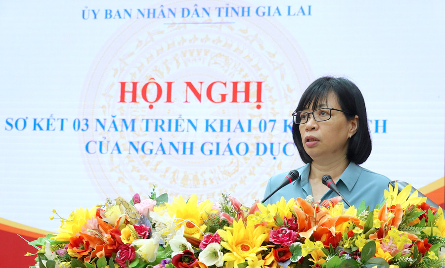 Phó Chủ tịch UBND tỉnh Nguyễn Thị Thanh Lịch phát biểu chỉ đạo tại hội nghị. Ảnh: Mộc Trà