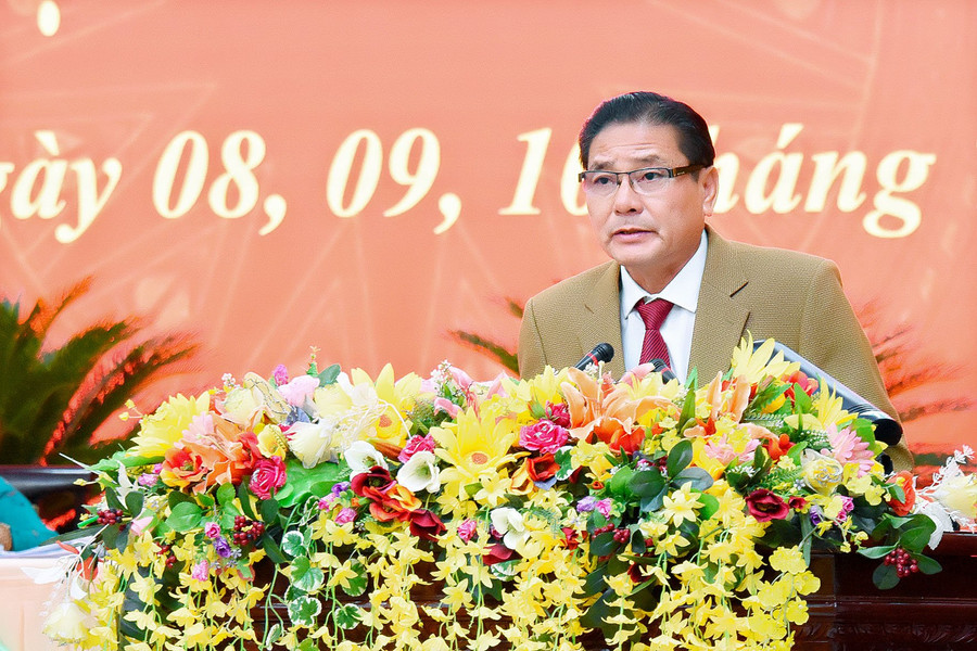 Giám đốc Sở Văn hóa-Thể thao và Du lịch Trần Ngọc Nhung thông tin về tờ trình bãi bỏ Nghị quyết số 108/2019/NQ-HĐND ngày 10-7-2019 của HĐND tỉnh quy định một số chính sách hỗ trợ về đầu tư du lịch, hoạt động xúc tiến du lịch và phát triển du lịch cộng đồng. Ảnh: Đ.T Giám đốc Sở Văn hóa-Thể thao và Du lịch Trần Ngọc Nhung thông tin về tờ trình bãi bỏ Nghị quyết số 108/2019/NQ-HĐND ngày 10-7-2019 của HĐND tỉnh quy định một số chính sách hỗ trợ về đầu tư du lịch, hoạt động xúc tiến du lịch và phát triển du lịch cộng đồng. Ảnh: Đ.T