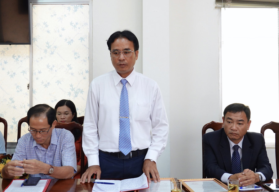 Tân Phó Trưởng ban Tổ chức Tỉnh ủy Rơ Chăm La Ni phát biểu nhận nhiệm vụ. Ảnh: Mộc Trà Tân Phó Trưởng ban Tổ chức Tỉnh ủy Rơ Chăm La Ni phát biểu nhận nhiệm vụ. Ảnh: Mộc Trà
