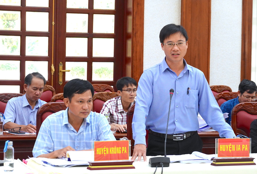 Đại diện lãnh đạo các địa phương tham gia ý kiến tại hội nghị. Ảnh: Mộc Trà Đại diện lãnh đạo các địa phương tham gia ý kiến tại hội nghị. Ảnh: Mộc Trà