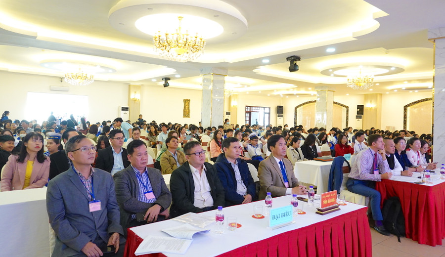 Quang cảnh khai mạc vòng chung kết cuộc thi. Ảnh: Mộc Trà Quang cảnh khai mạc vòng chung kết cuộc thi. Ảnh: Mộc Trà