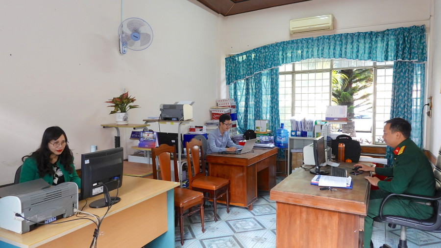 Việc duy trì, cải tiến hệ thống quản lý chất lượng theo Tiêu chuẩn quốc gia TCVN ISO 9001:2015 nhằm nâng cao hiệu quả cải cách hành chính của Sở GD-ĐT trong năm 2024. Ảnh: Mộc Trà Việc duy trì, cải tiến hệ thống quản lý chất lượng theo Tiêu chuẩn quốc gia TCVN ISO 9001:2015 nhằm nâng cao hiệu quả cải cách hành chính của Sở GD-ĐT trong năm 2024. Ảnh: Mộc Trà