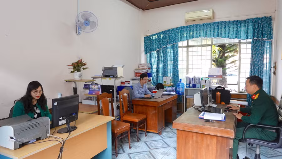 Việc duy trì, cải tiến hệ thống quản lý chất lượng theo Tiêu chuẩn quốc gia TCVN ISO 9001:2015 nhằm nâng cao hiệu quả cải cách hành chính của Sở GD-ĐT trong năm 2024. Ảnh: Mộc Trà