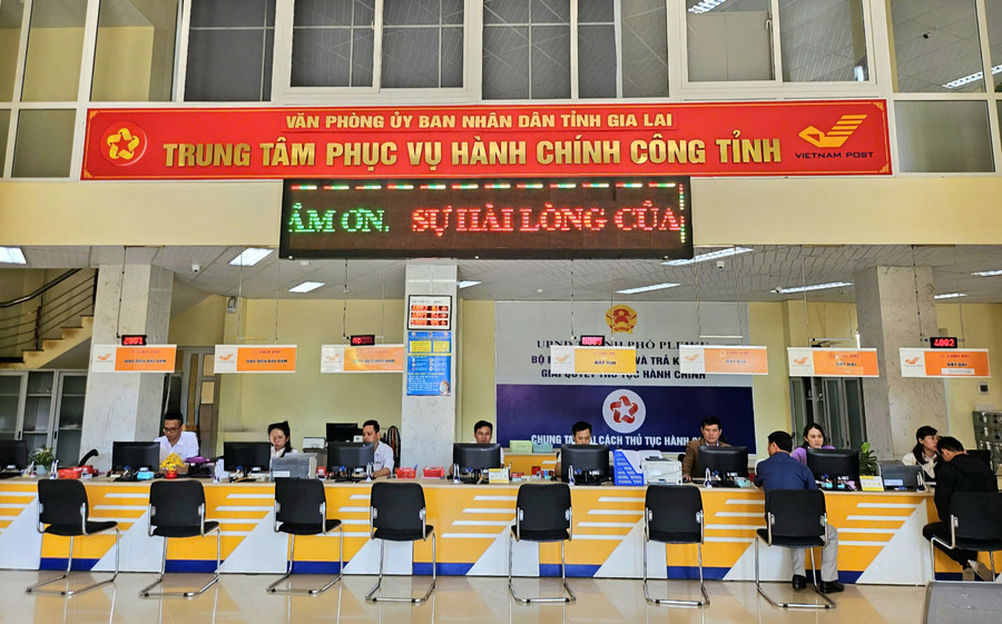 Trung tâm Phục vụ hành chính công tỉnh Gia Lai. Ảnh: M.T Trung tâm Phục vụ hành chính công tỉnh Gia Lai. Ảnh: M.T