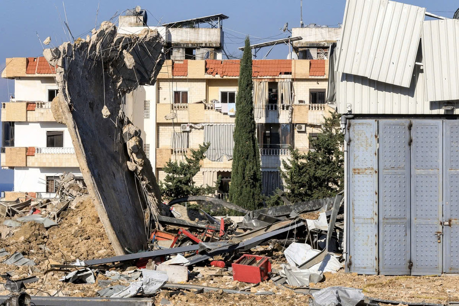 Cuộc không kích của Israel đêm 24, rạng sáng 25-9 khiến một công trình gần thủ đô Beirut (Lebanon) bị phá hủy hoàn toàn. Ảnh: AFP/Nguồn: tuoitre.vn Cuộc không kích của Israel đêm 24, rạng sáng 25-9 khiến một công trình gần thủ đô Beirut (Lebanon) bị phá hủy hoàn toàn. Ảnh: AFP/Nguồn: tuoitre.vn