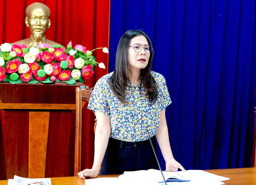 Bà Võ Thị Bảo Ngân-Phó Trưởng ban Văn hóa-Xã hội HĐND tỉnh phát biểu kết luận buổi giám sát. Ảnh: Mộc Trà Bà Võ Thị Bảo Ngân-Phó Trưởng ban Văn hóa-Xã hội HĐND tỉnh phát biểu kết luận buổi giám sát. Ảnh: Mộc Trà