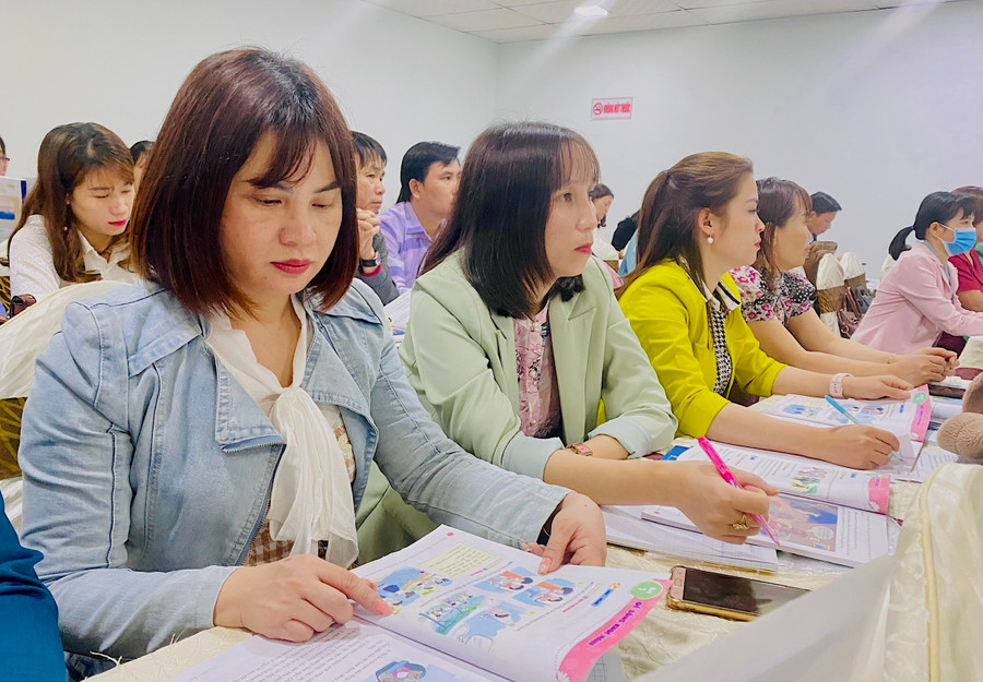 Thời gian bồi dưỡng cho cán bộ quản lý và giáo viên cốt cán tập trung tại tỉnh dự kiến diễn ra vào đầu tháng 8-2023. Ảnh: Mộc Trà