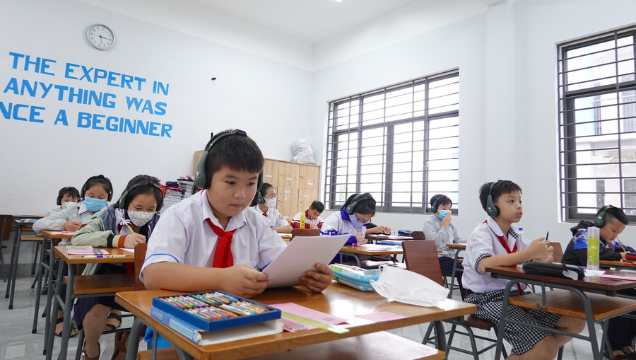 Cuộc thi là cơ hội để học sinh trải nghiệm với các bài thi đánh giá năng lực tiếng Anh quốc tế. Ảnh: Mộc Trà