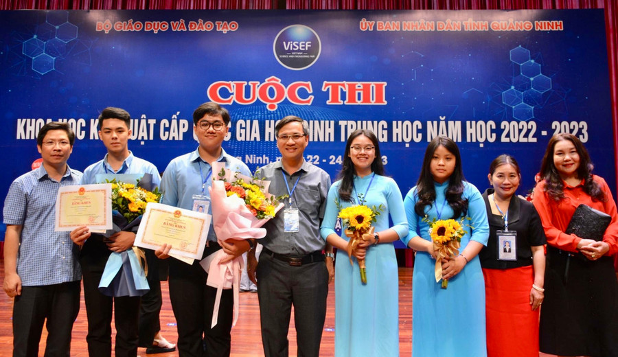 Gia Lai đạt 1 giải nhì tại cuộc thi Khoa học kỹ thuật cấp quốc gia học sinh trung học lần thứ 11, năm học 2022-2023. Ảnh: Xuân Hương