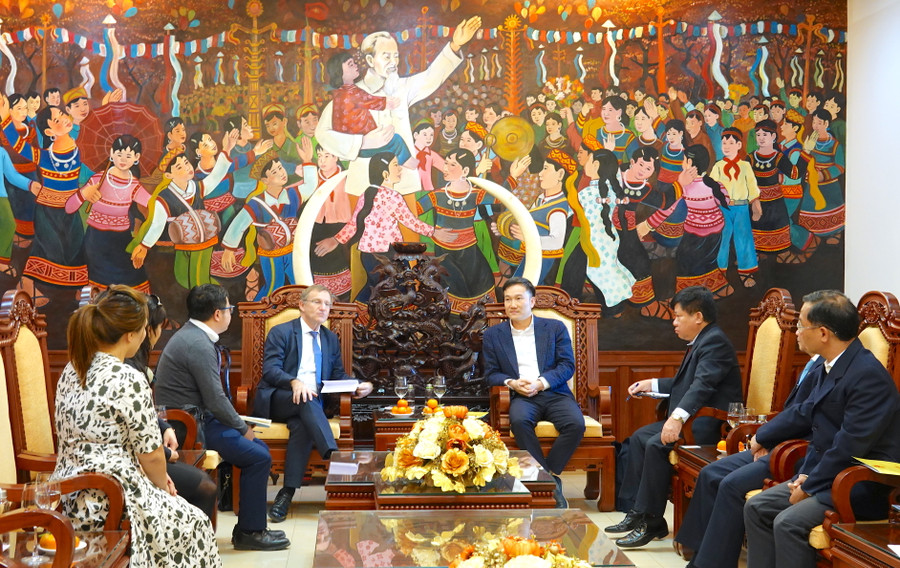 Quang cảnh buổi tiếp xã giao đoàn công tác của Cơ quan Phát triển Pháp tại Việt Nam. Ảnh: Mộc Trà