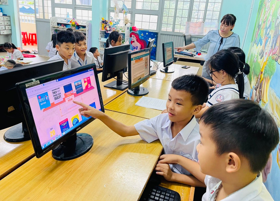 Sở GD-ĐT yêu cầu các đơn vị triển khai thực hiện, đánh giá tình hình quản lý, sử dụng thiết bị và đăng ký nhu cầu mua sắm, trang bị thiết bị dạy học gửi về Sở trước ngày 13-8-2024. Ảnh: Mộc Trà