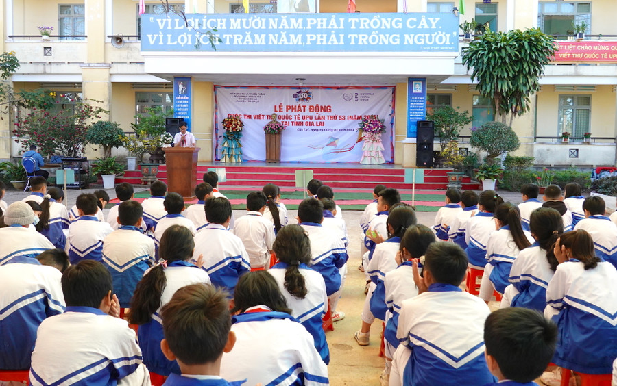 Quang cảnh lễ phát động tại Trường Tiểu học và THCS Lê Văn Tám (xã Trà Đa, TP. Pleiku). Ảnh: Mộc Trà Quang cảnh lễ phát động tại Trường Tiểu học và THCS Lê Văn Tám (xã Trà Đa, TP. Pleiku). Ảnh: Mộc Trà