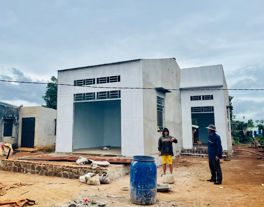 Kịp thời đánh giá tình hình triển khai các chương trình mục tiêu quốc gia giai đoạn 2021-2025 trên địa bàn tỉnh. Ảnh: Mai Ka Kịp thời đánh giá tình hình triển khai các chương trình mục tiêu quốc gia giai đoạn 2021-2025 trên địa bàn tỉnh. Ảnh: Mai Ka