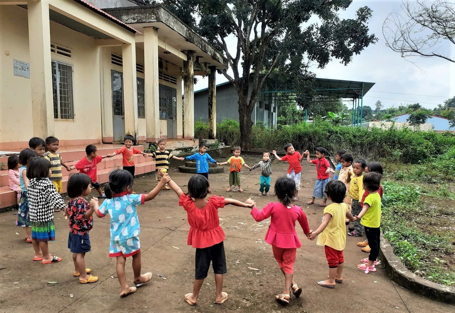 Các cơ sở giáo dục công lập nghiêm túc chấp hành các quy định, hướng dẫn về thu-chi trong nhà trường. Ảnh: Trần Dung Các cơ sở giáo dục công lập nghiêm túc chấp hành các quy định, hướng dẫn về thu-chi trong nhà trường. Ảnh: Trần Dung