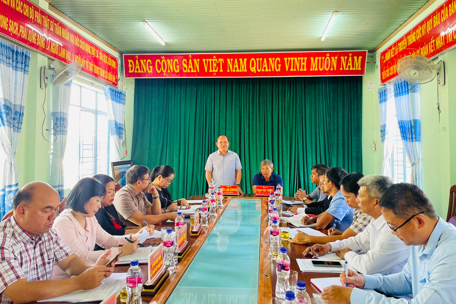 Quang cảnh buổi làm việc. Ảnh: Trần Dung Quang cảnh buổi làm việc. Ảnh: Trần Dung