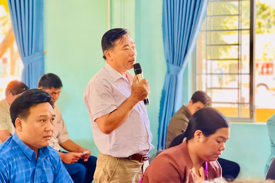 Cử tri huyện Đak Đoa quan tâm đến công tác trồng và bảo vệ rừng, ứng phó với biến đổi khí hậu. Ảnh: Trần Dung