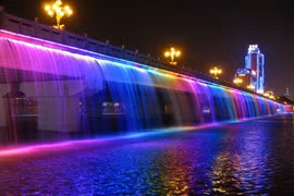 Những cây cầu đẹp ảo diệu ngỡ chỉ có trong cổ tích