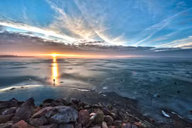 Nét bình yên, thơ mộng của hồ nước ngọt lớn nhất Trung Âu