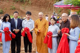 Chùa Minh Quang (thành phố Pleiku): Giao tặng cầu dân sinh