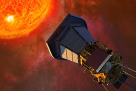 NASA đưa tàu vũ trụ bay thẳng vào vầng hào quang của Mặt Trời