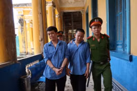 Chú rể cùng bạn đâm chết người sau đám cưới