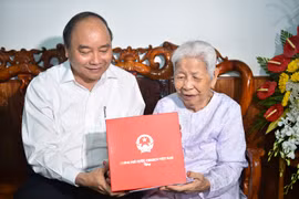 Tăng mức trợ cấp, phụ cấp ưu đãi đối với người có công