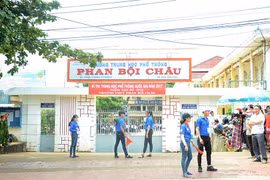 Kỳ thi THPT quốc gia 2017 tại Gia Lai: Trên 12.400 thí sinh bước vào môn thi đầu tiên