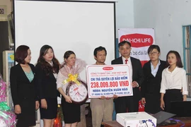 Chi trả quyền lợi bảo hiểm khách hàng