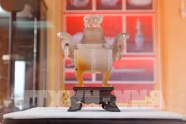 Chiêm ngưỡng bộ bảo vật quý của cung đình Triều Nguyễn