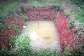 Đak Nông: Đi câu cá, 3 chị em chết đuối dưới ao sâu