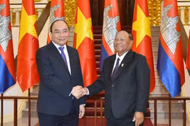 Thủ tướng Nguyễn Xuân Phúc tiếp Chủ tịch Quốc hội Vương quốc Campuchia